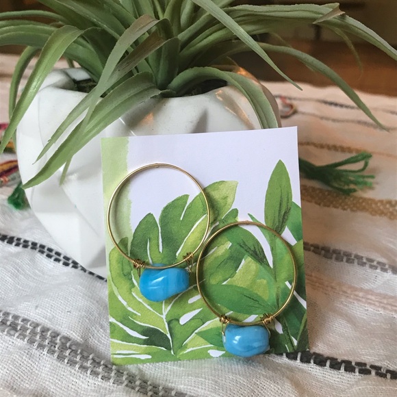 Turquoise and gold hoop earrings - Picture 1 of 3